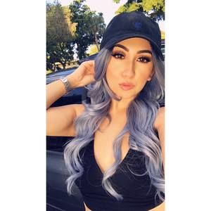 Meet your Posher, Selene